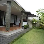 Arya Residence