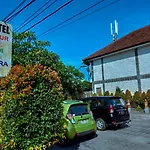 Catur Adi Putra Hotel