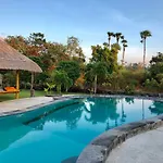 Bunga Laut Bungalow