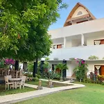 Bunga Laut Bungalow