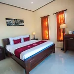 Kampuak Cottages