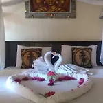 Ode Resto Guesthouse