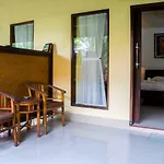 Putu Guest House