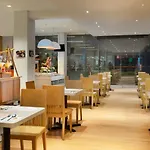 HARRIS Hotel&Conventions Denpasar Bali