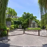 Parkside DenBukit Residence & Suite Jimbaran