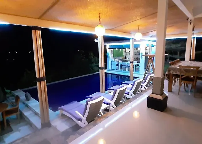Cantik Villa