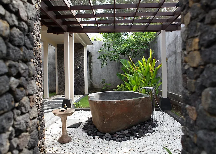 Kajane Tulamben Bali