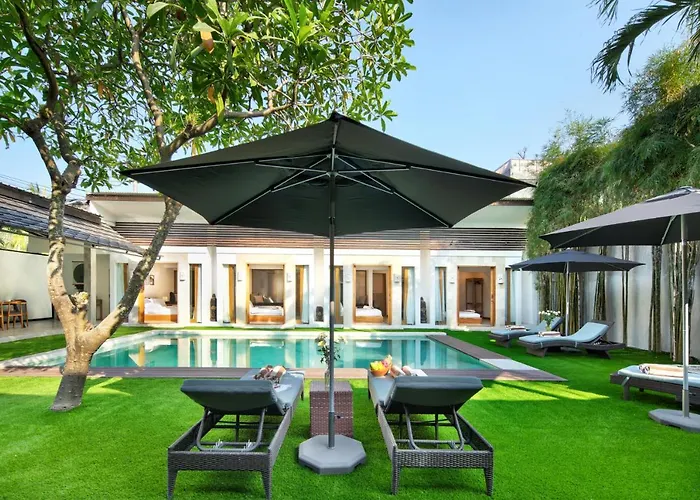Big & Private 9 Bed, 9 Bath, Viola Villa, Pool, Best Location