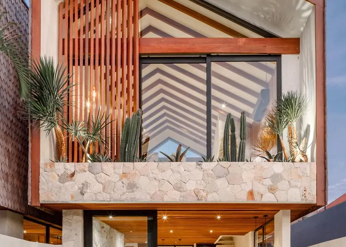 Blacksand Villas Echo Beach