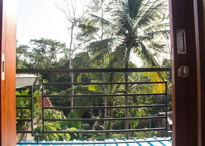 Ratna Villa 4