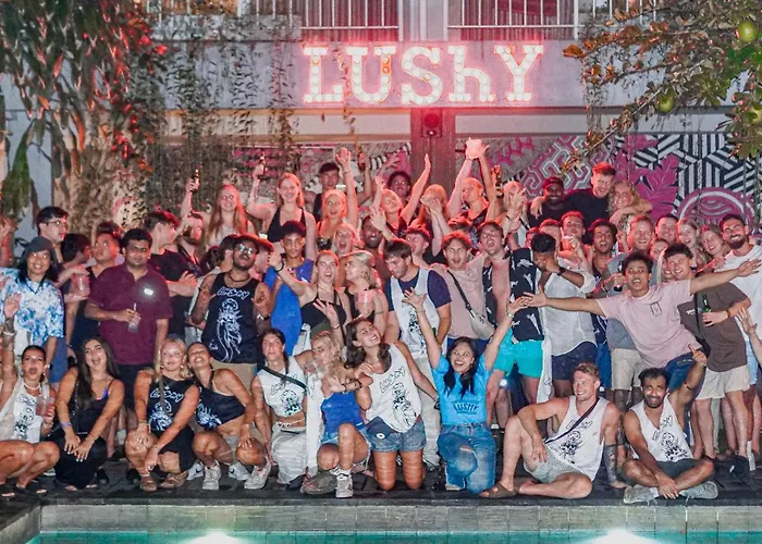 Lushy Hostel Canggu