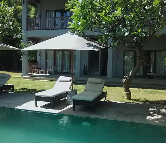 Ju\'Blu Hotel