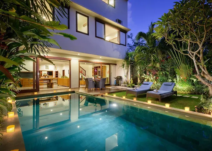 Echo Beach Townhouses