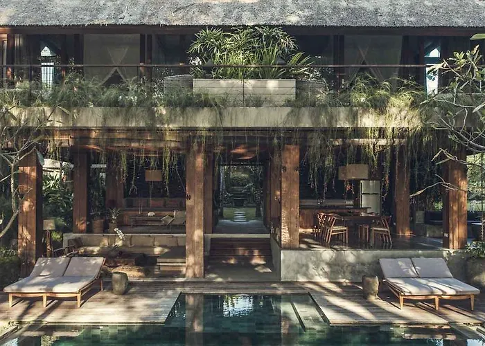 Reddoor Bali