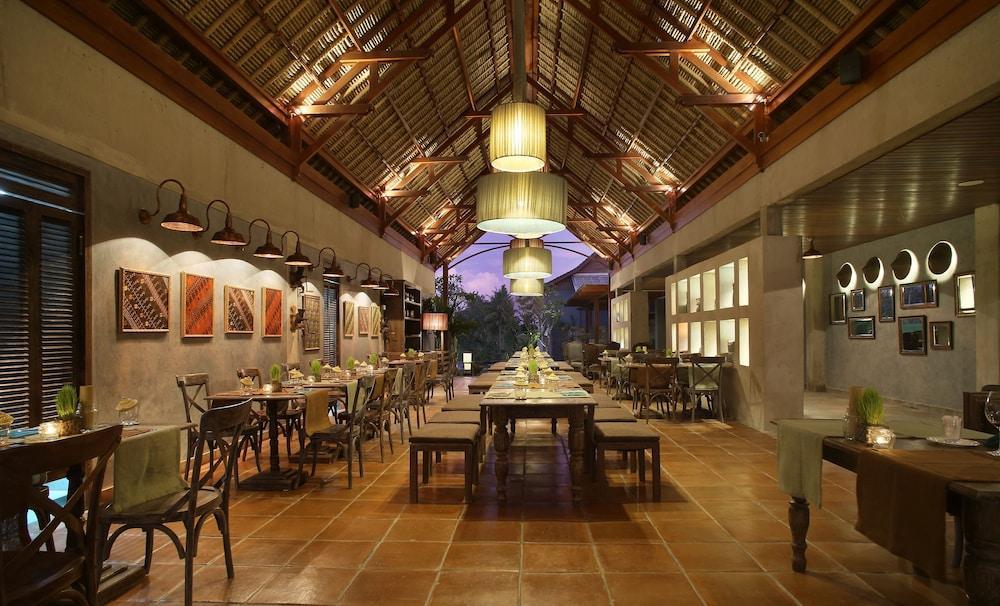 Alaya Resort