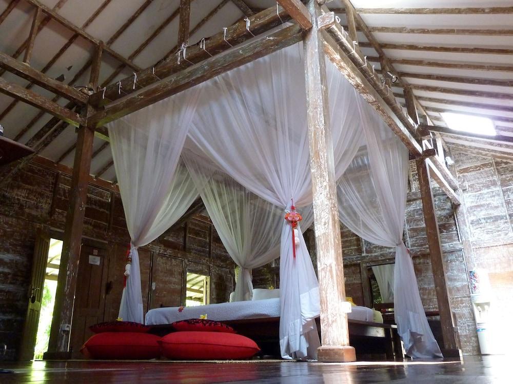 Karisa Boutique Holiday park 4*
