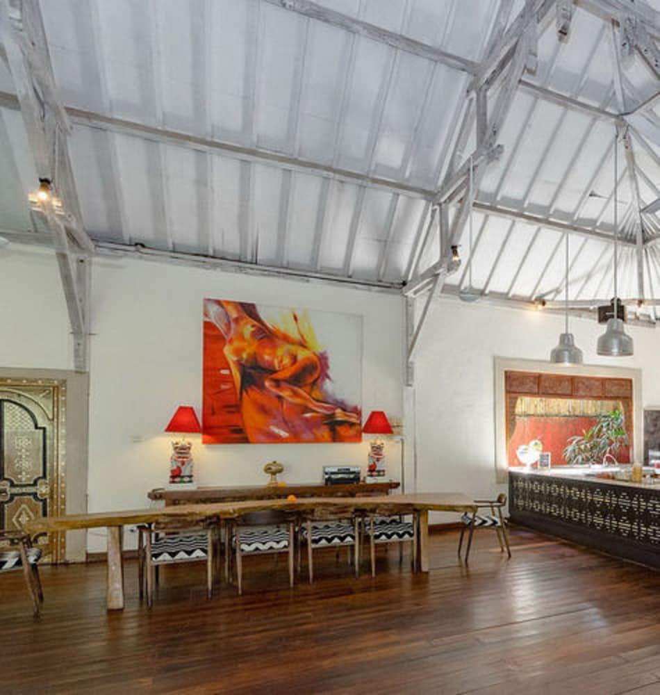 Karisa Boutique 4*