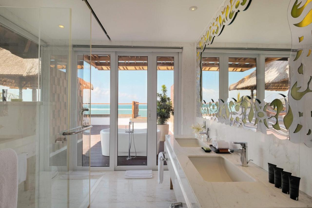 Resor Nikko Bali Benoa Beach 5*