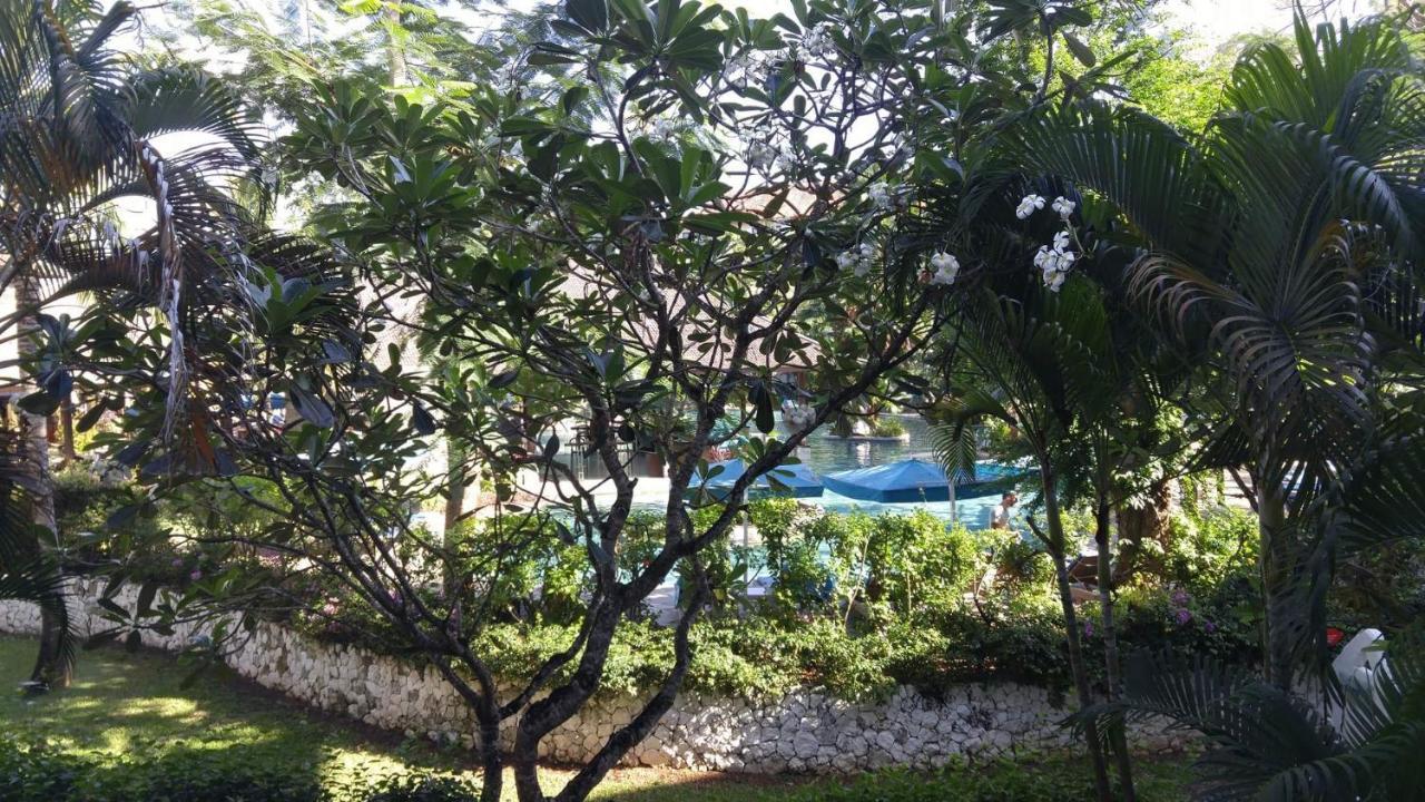 Ruby Nusa Dua Bali Aparthotel 2*