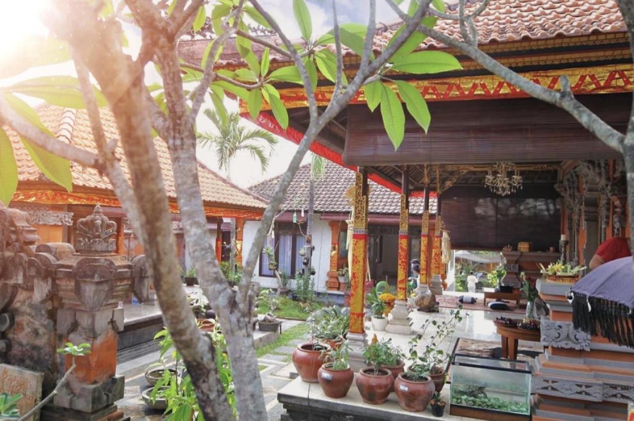Kandjeng Puri Kailas Canggu * Sempidi