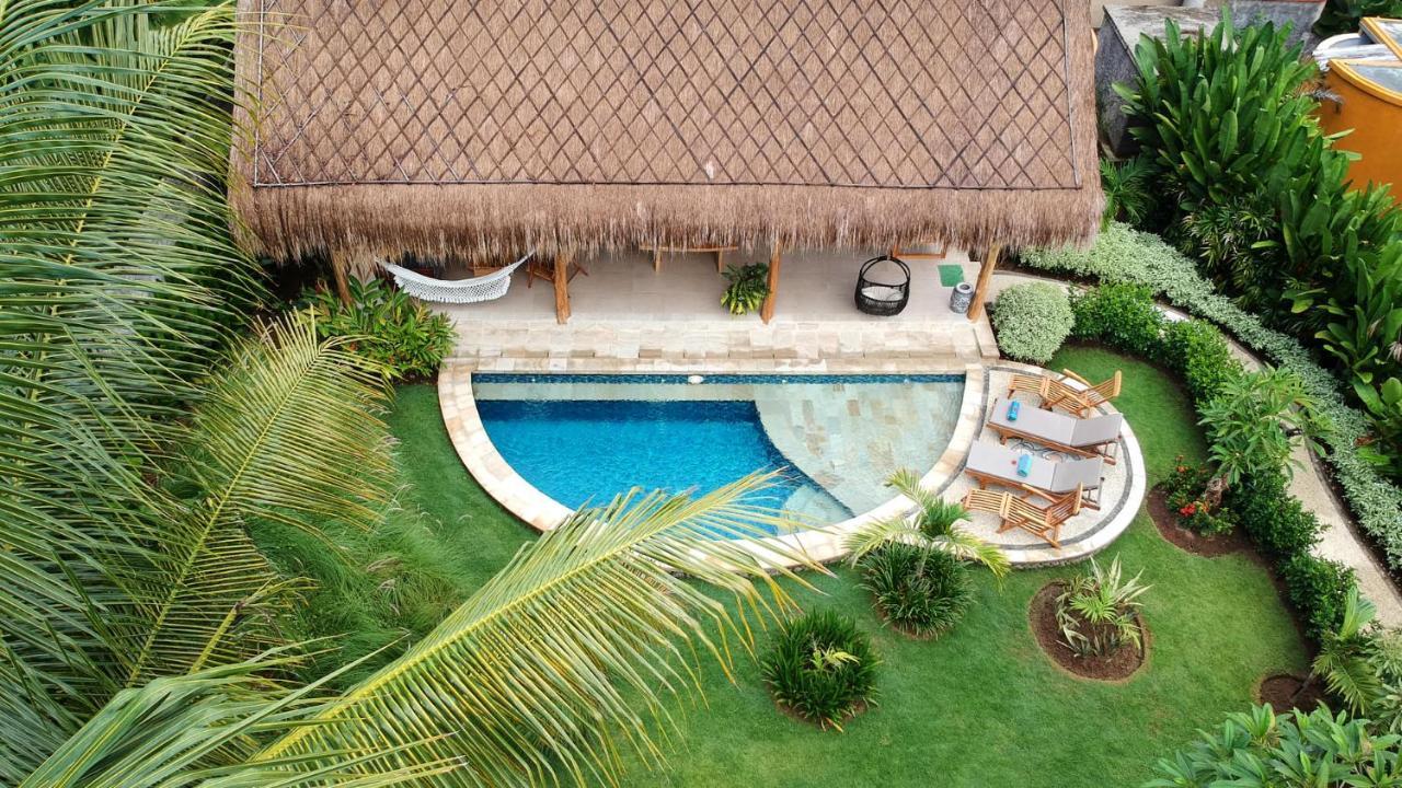 Adi * Amed (Bali)