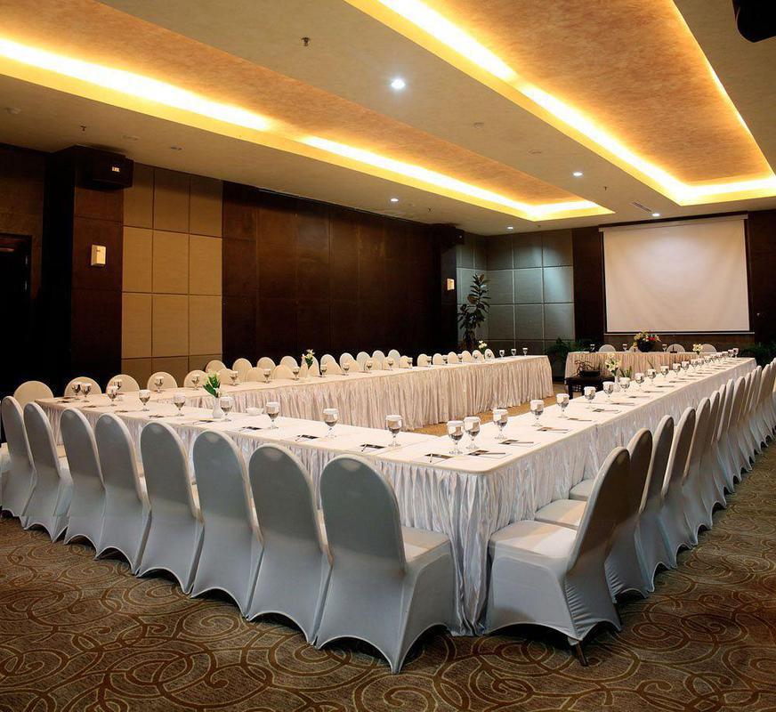Hotel Puri Ayu 3*