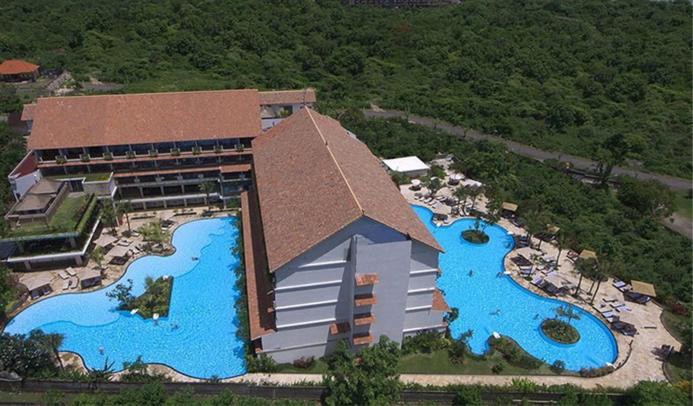 Resort Swiss-belhotel Segara & 4*
