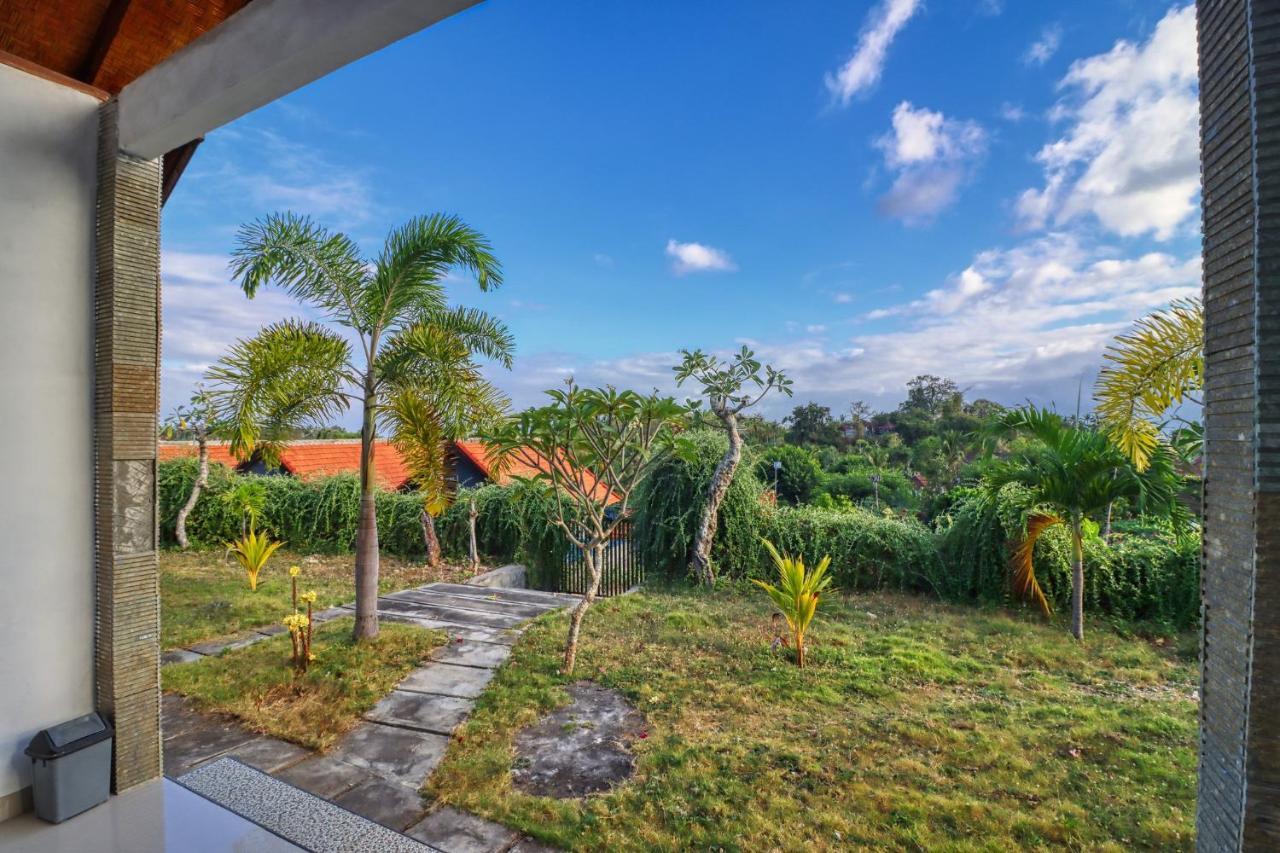 Kira Guest house