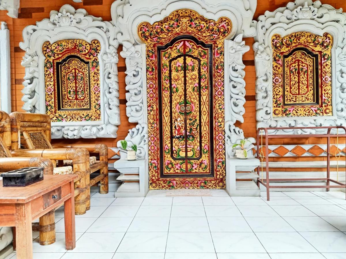 Binaria Museum Hotel 2*