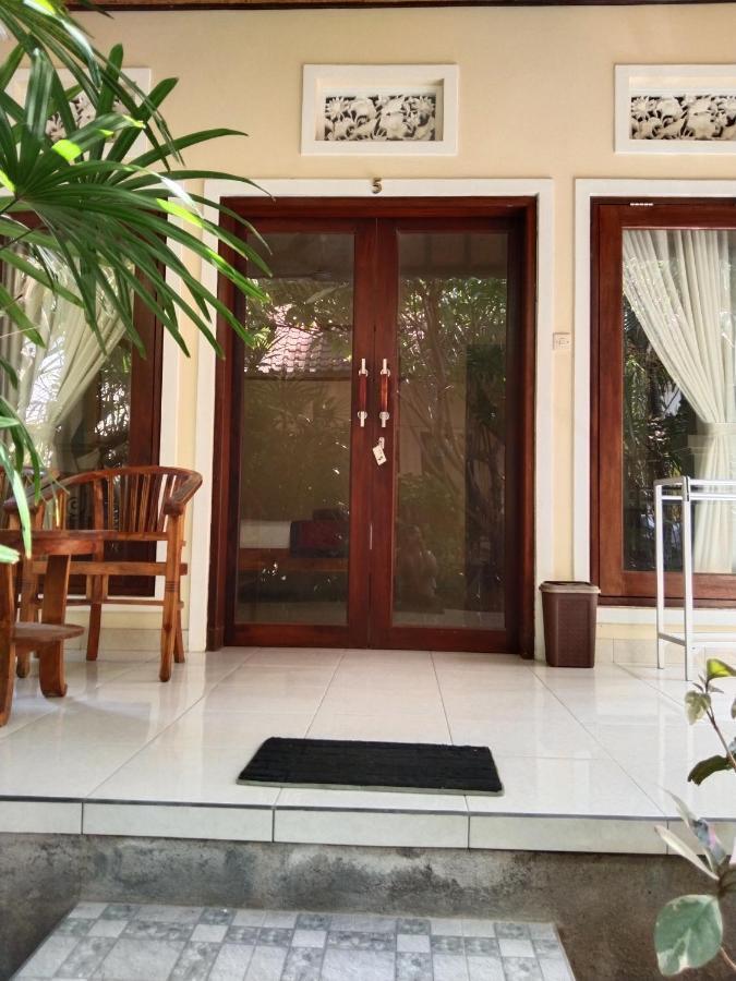 Aldi Amed (Bali)
