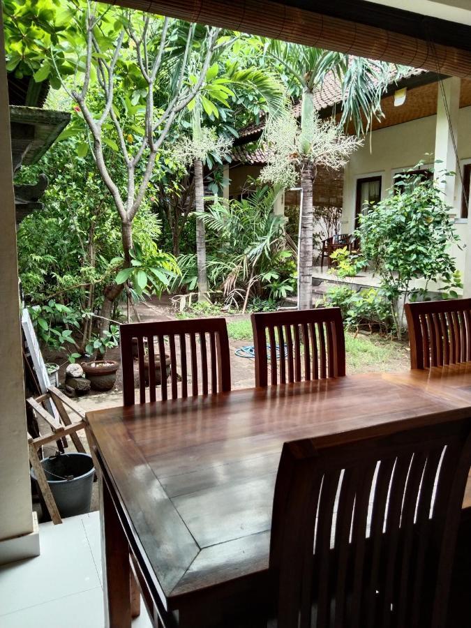 Aldi Amed (Bali)