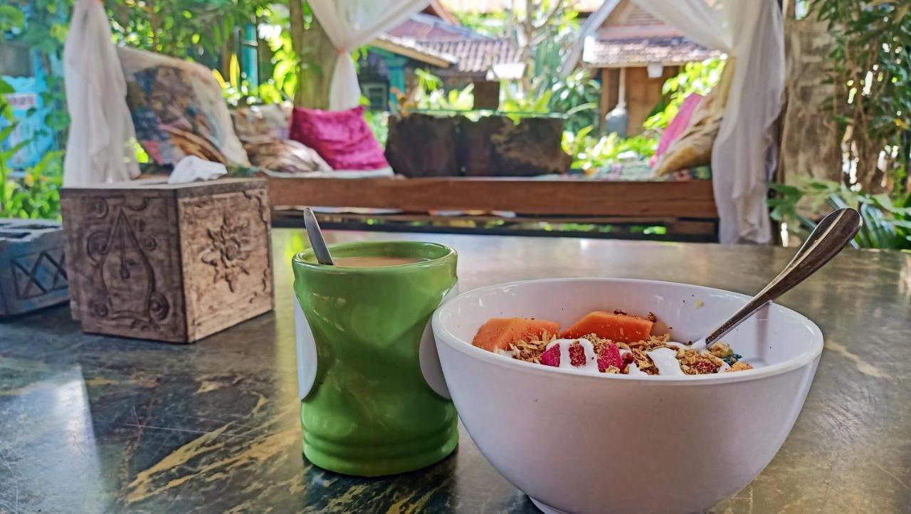 Bed & Breakfast Santhiku &