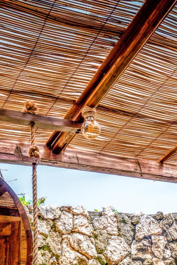 Escape Eco 4* Uluwatu (Bali)
