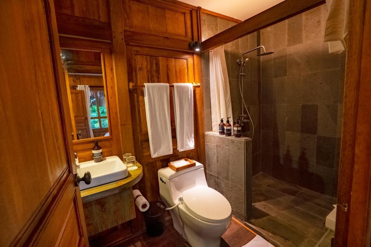 Hotel Tira Vilagna &