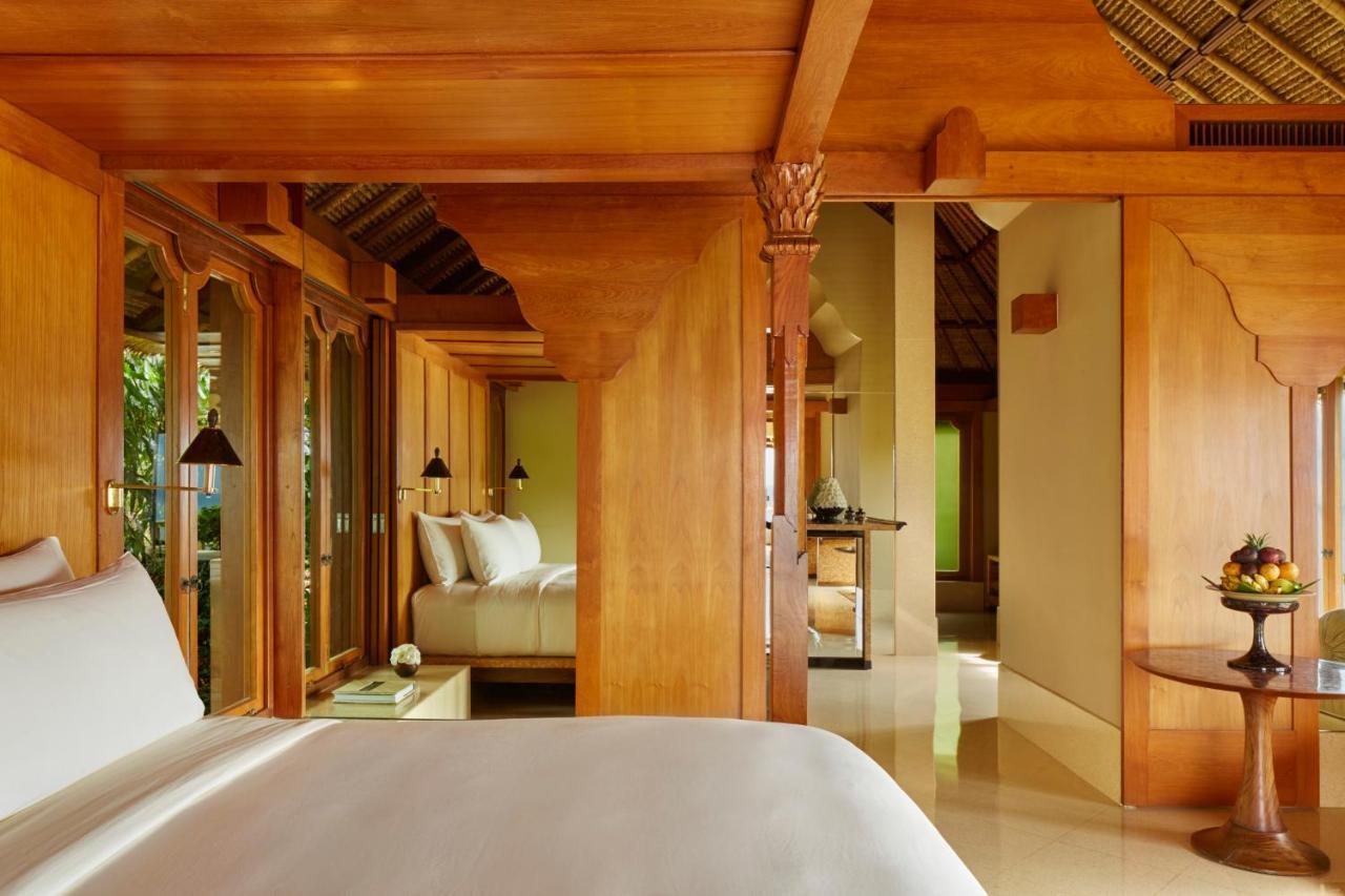 Resort Amankila 5*