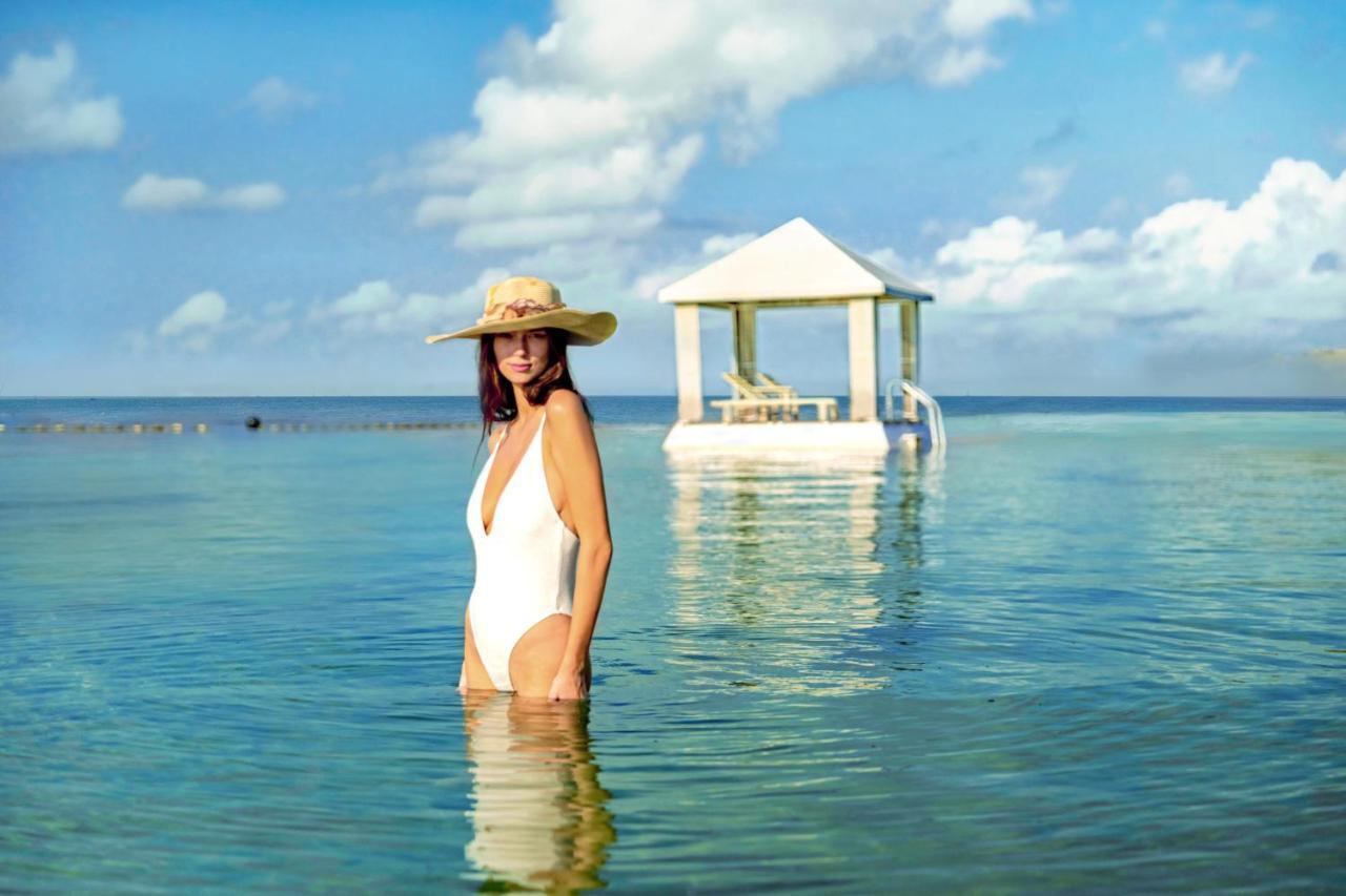 Resort Puri Santrian And