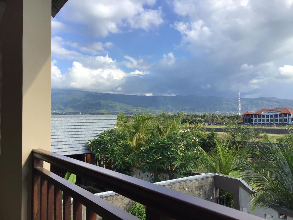 The Grand Villandra Lovina (Bali)