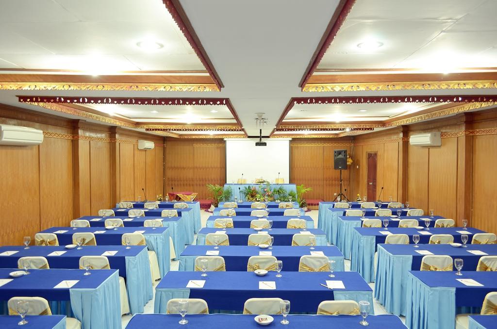 Inna Sindhu & Hotel 3*