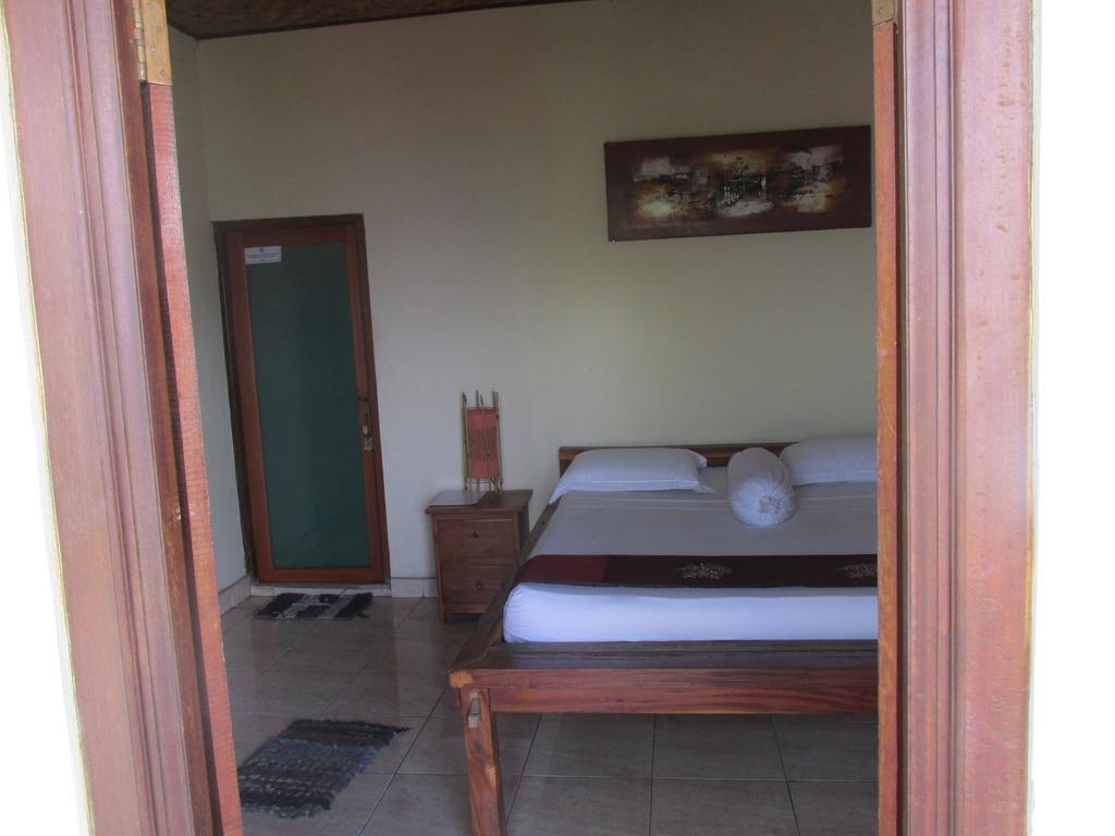 Bo's Bungalows And Restaurant 2* BALI