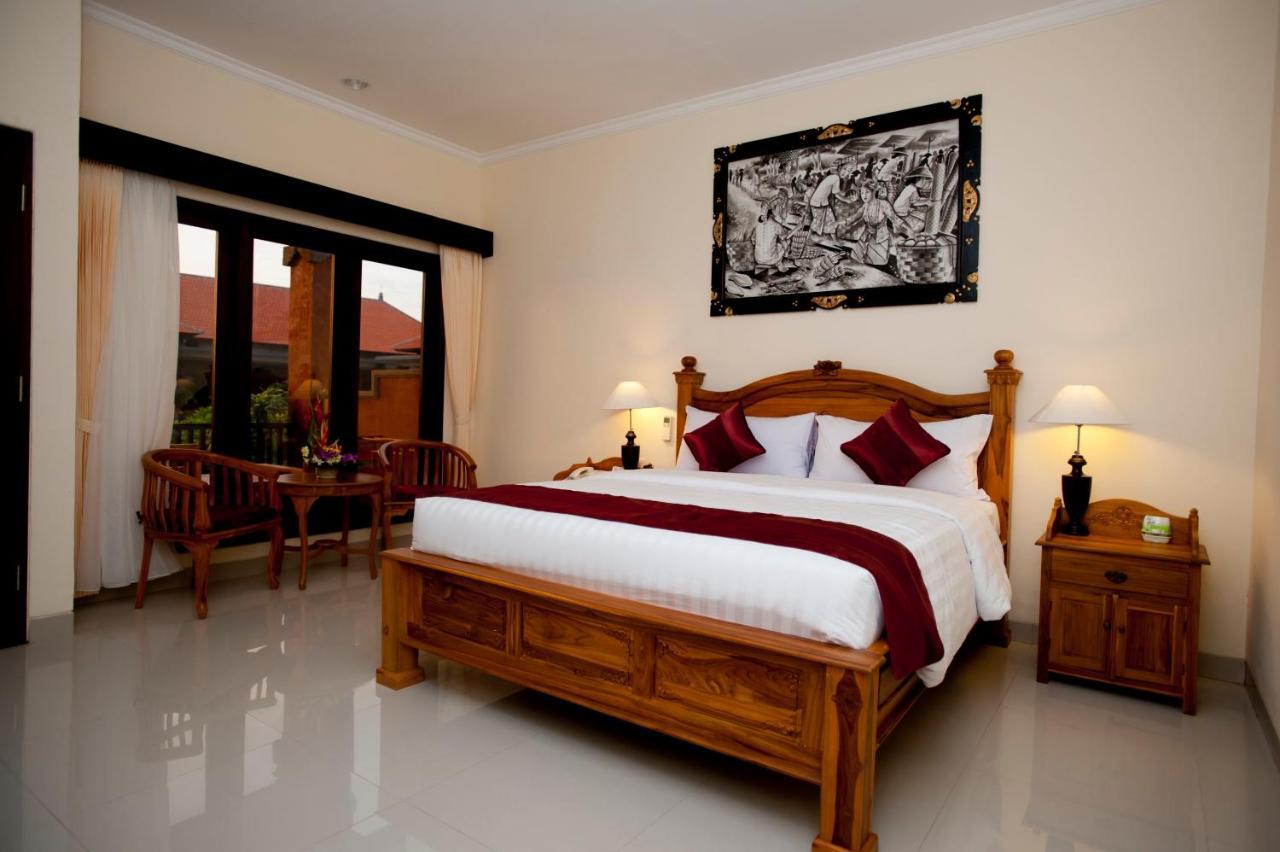 Hotel Swastika 3*