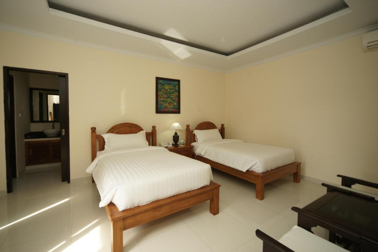 Swastika Hotel