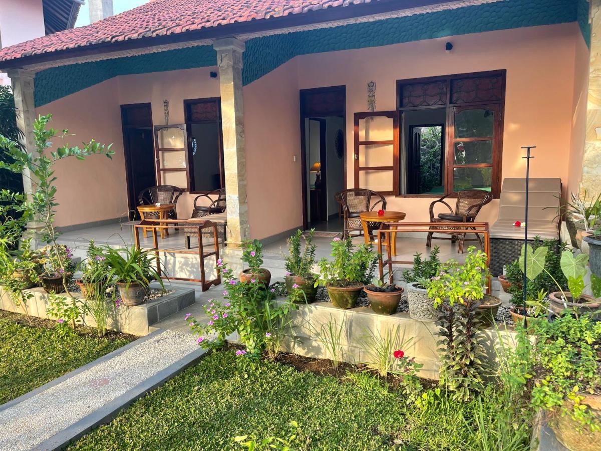 1000 Dream 3* Lovina (Bali)