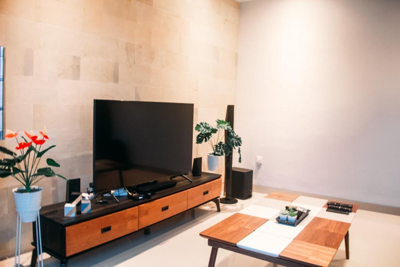 Akmali - 2 Bedrooms *