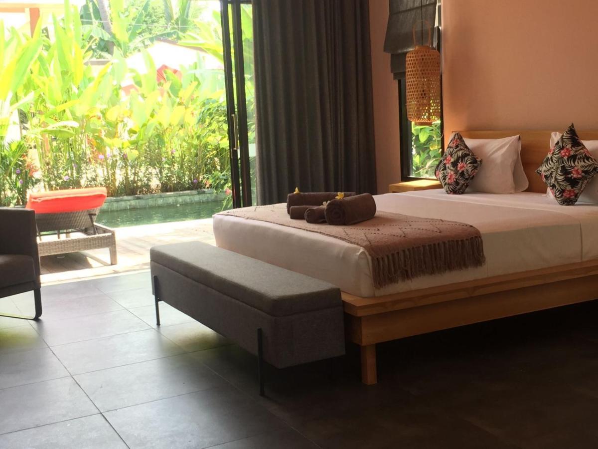 Le Chien Rouge Hotel Lovina (Bali)