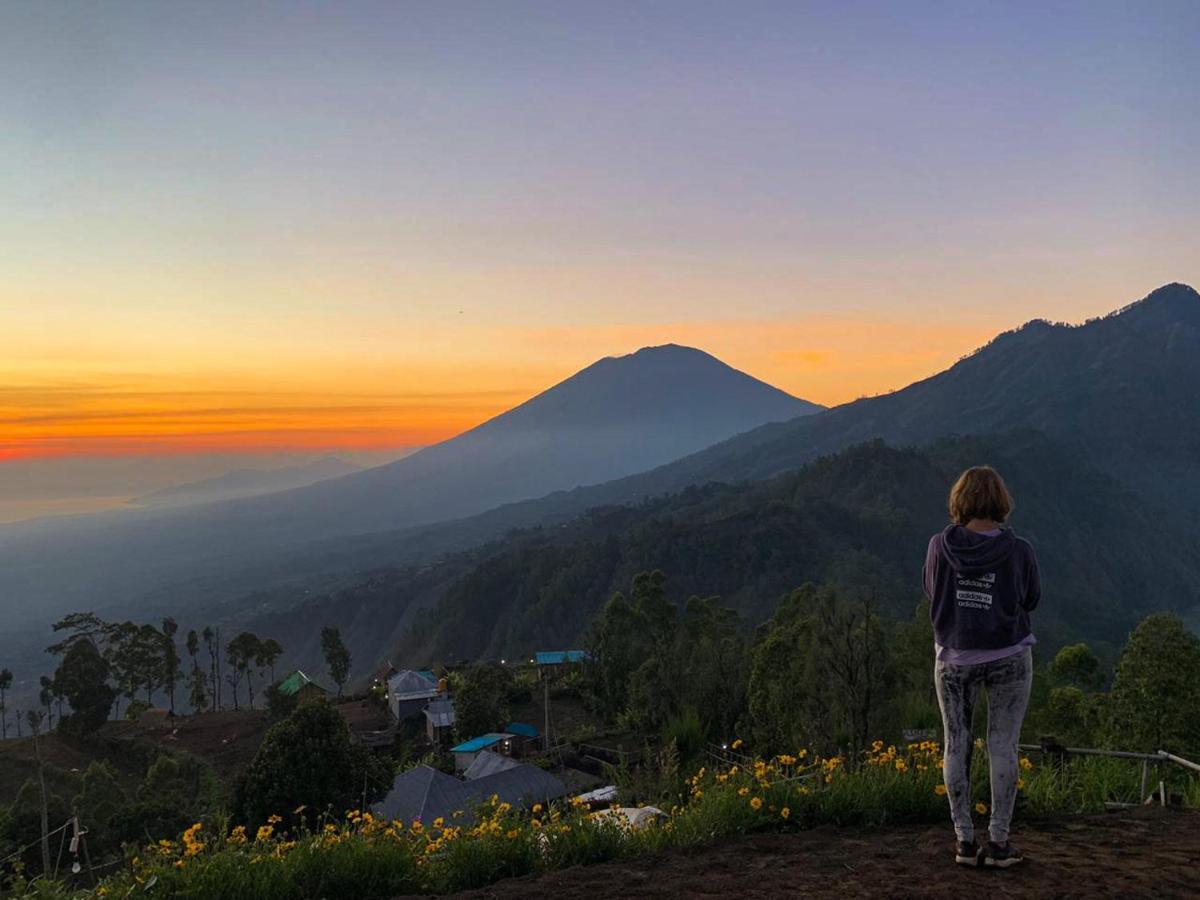 Wisma tamu Ayodya Batur *