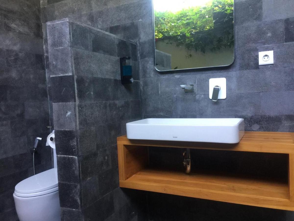 Le Chien Rouge 4* Lovina (Bali)