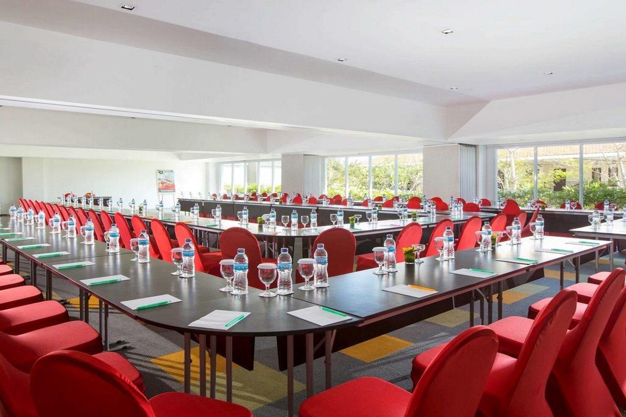 Ibis Styles Bali Benoa Hotel 4*