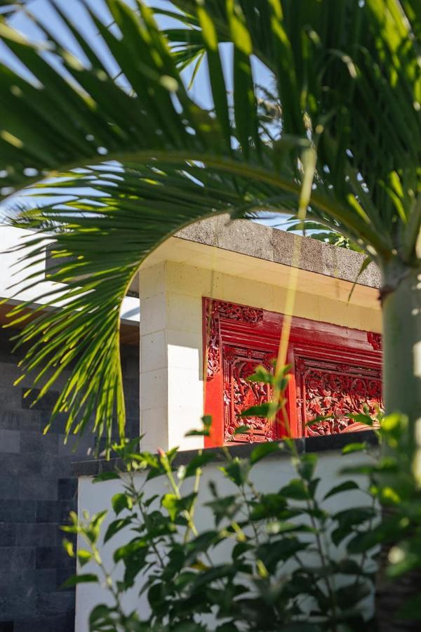 Le Chien Rouge Hotel 4*