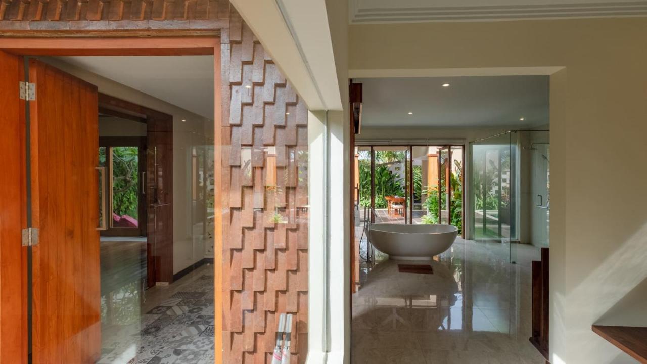 The Grand Villandra 4* Lovina (Bali)