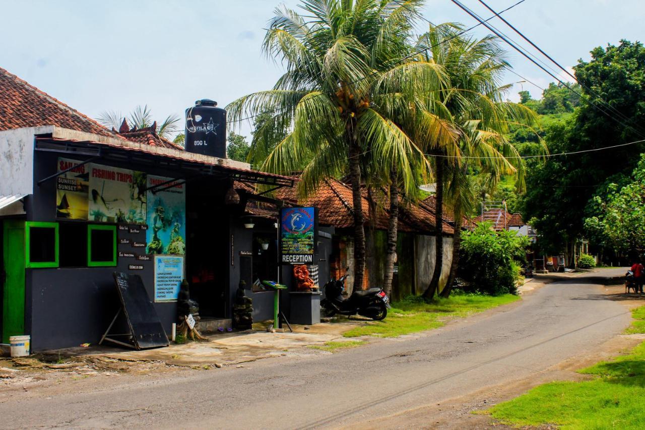 Coconut & Warung